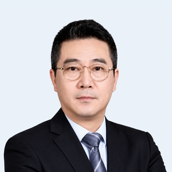 奚正华，信美财税顾问团队肖像